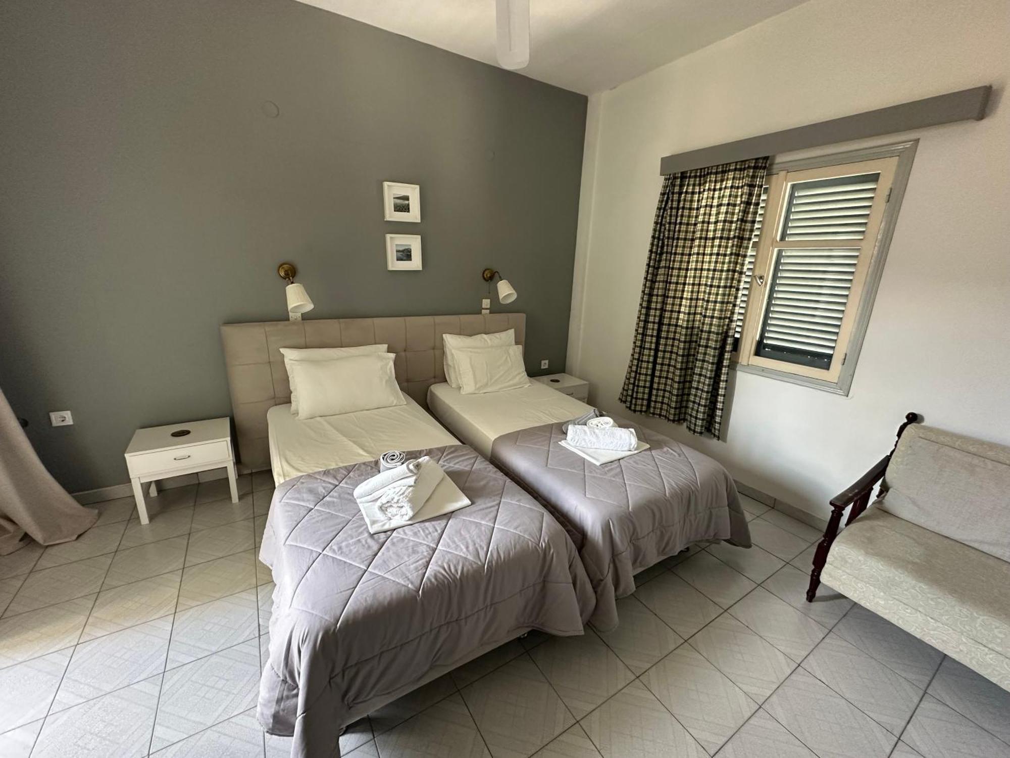 George Apartments Livadia  외부 사진