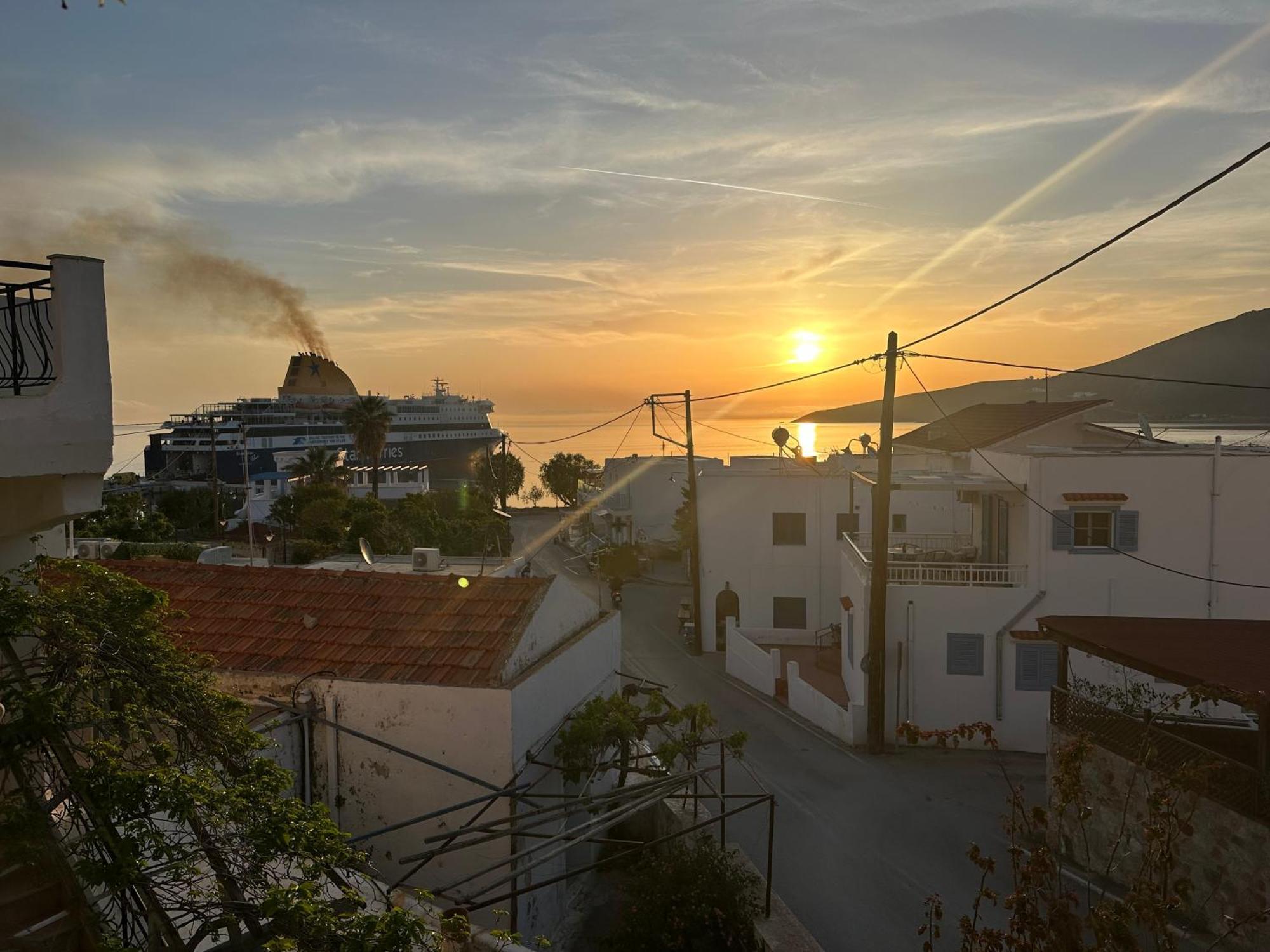 George Apartments Livadia  외부 사진