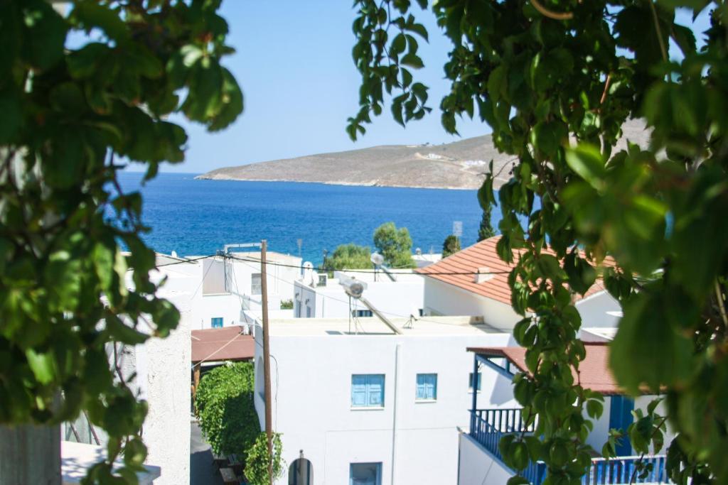 George Apartments Livadia  외부 사진