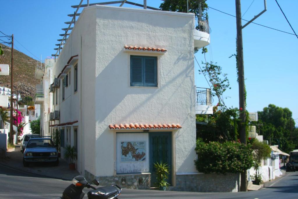 George Apartments Livadia  외부 사진